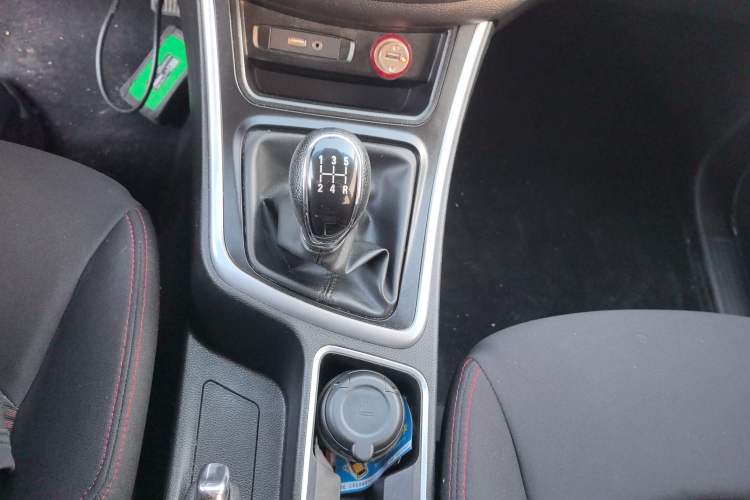 Used Baojun 560 2016 1.8L Manual Value Edition