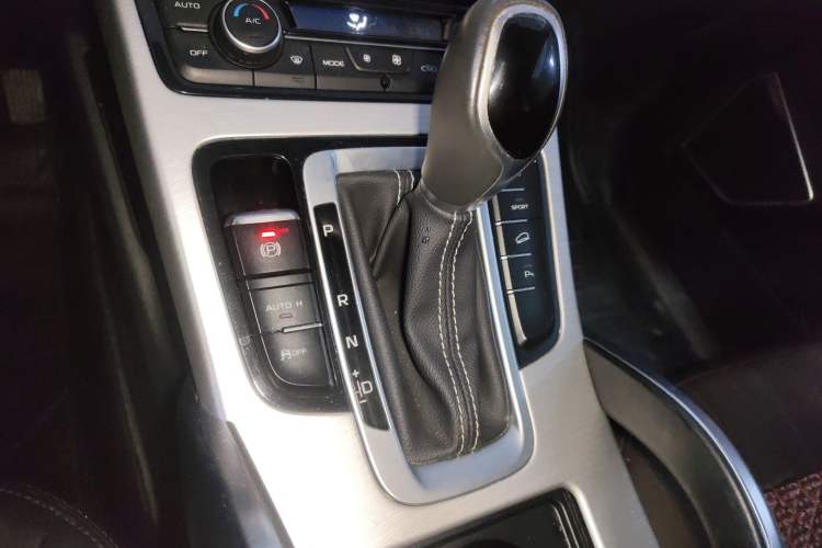 Used Geely Auto Emgrand X7 Sport 2016 1.8TD Automatic Smart Connectivity Version
