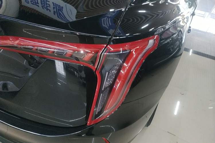 Used Hongqi E-QM5 2023 620km PLUS
