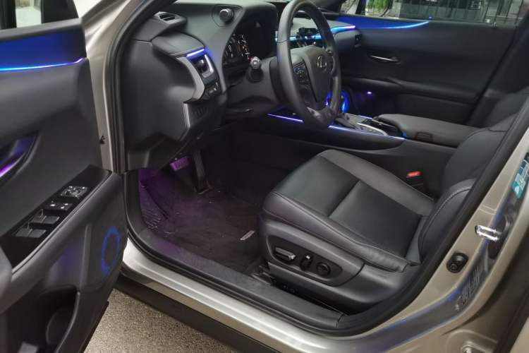 Used Lexus UX 2020 260h Explore & Adventure Edition
