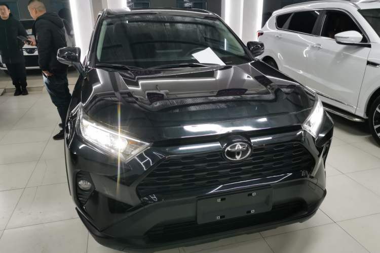 Used Toyota RAV4 2022 2.0L CVT Two-Wheel Drive Urban Edition