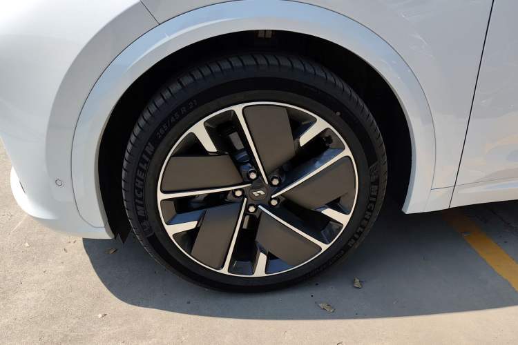 Used Li Auto L7 2025 Ultra Smart Refreshed Edition