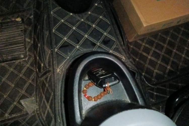 Used ORA Black Cat 2021 301 km Basic Version Vehicle Key