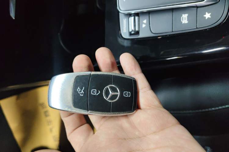 Used Mercedes-Benz A-Class 2020 Facelift A 180 L Sport Sedan Special Configuration
