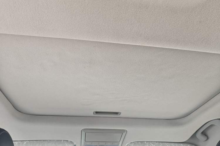 Used Chevrolet Captiva 2015 2.4L Two-Wheel Drive Urban Version 7 Seats