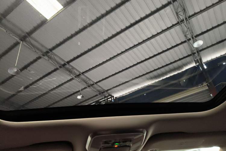 Used Hongqi H5 2025 1.5T DCT Qiyun 500 000th Unit Commemorative Edition Headliner