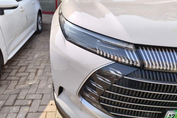 Used BYD Frigate 07 2023 DM-i 205KM Flagship Model
