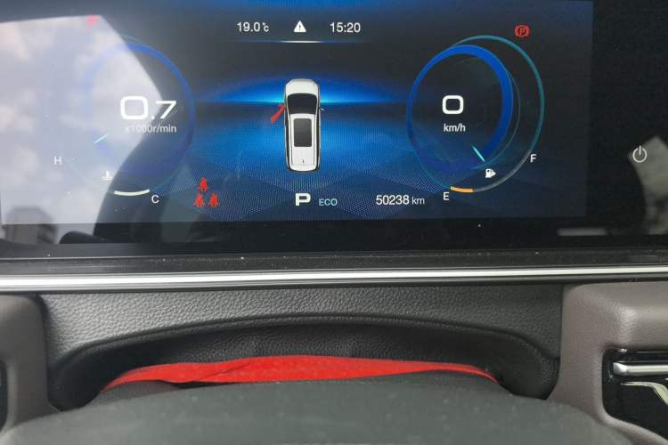 Used GAC Trumpchi M6 2019 270T DCT Prestige Edition (7-seater) China VI Odometer Close Up