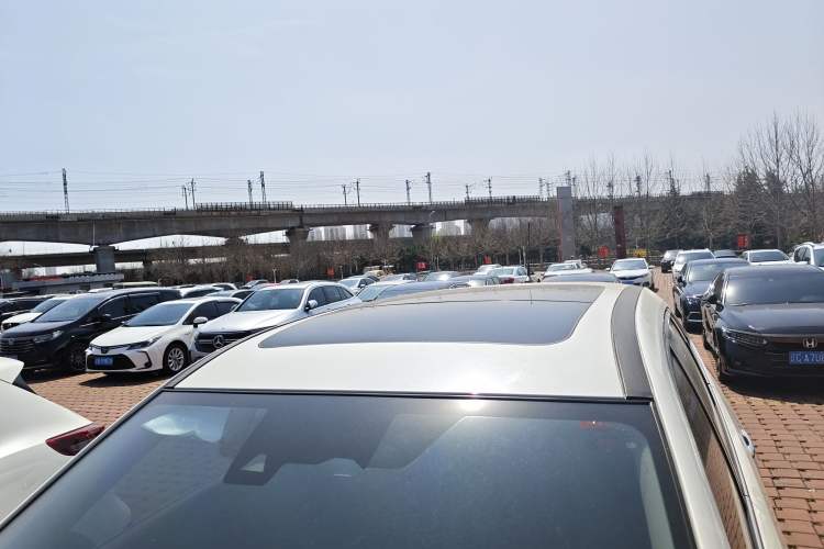 Used Nissan X-Trail 2023 Classic 2.0L Two-Wheel Drive Smart Connect & Comfort Edition Roof