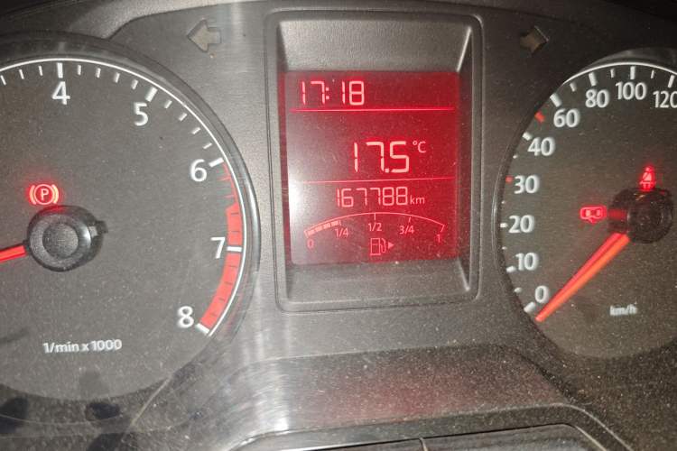 Used Volkswagen Jetta 2015 1.6L Manual Comfort Model
