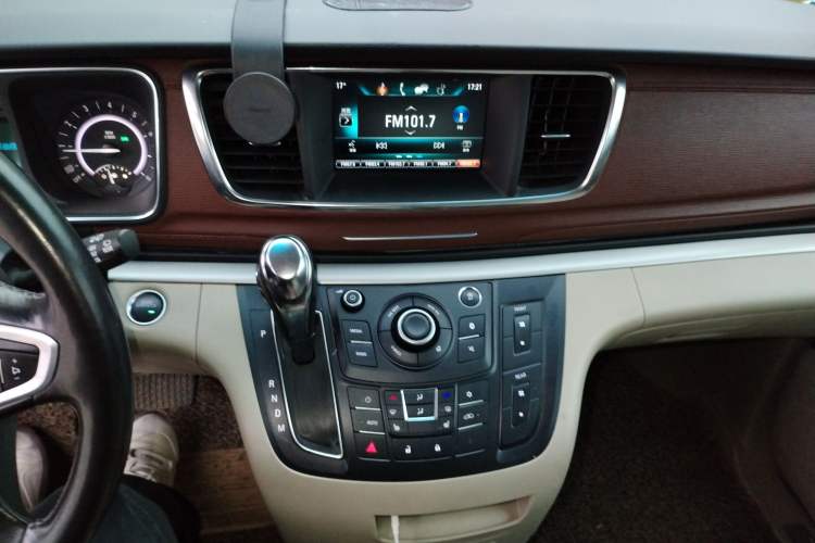 Used Buick GL8 2017 25S Prestige Version China V Standard Audio And AC Panel