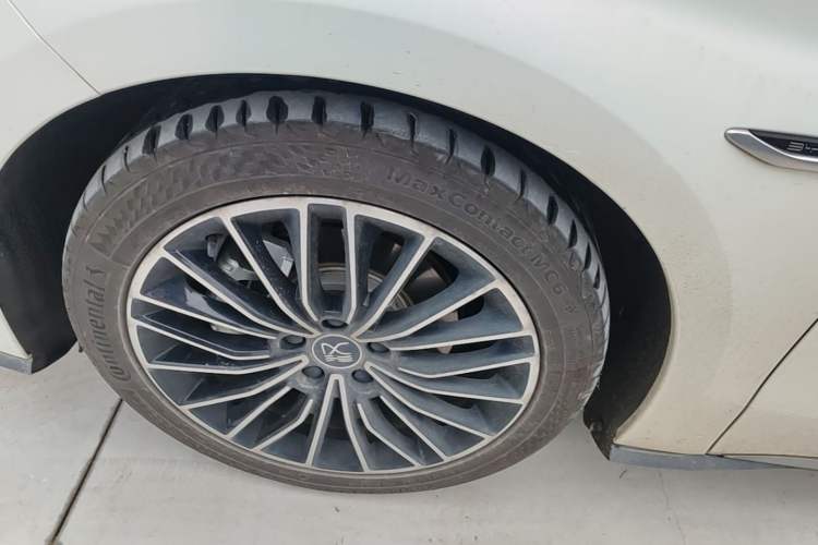 Used BYD Han 2020 EV Long-Range Luxury Model
