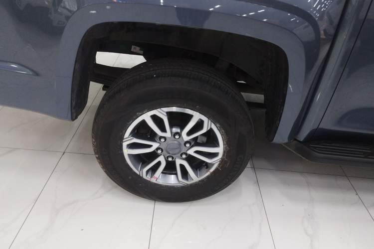 Used JMC DaDao 2024 All-Purpose 2.3T Diesel Manual Two-Wheel Drive Standard-Wheelbase Comfort Edition