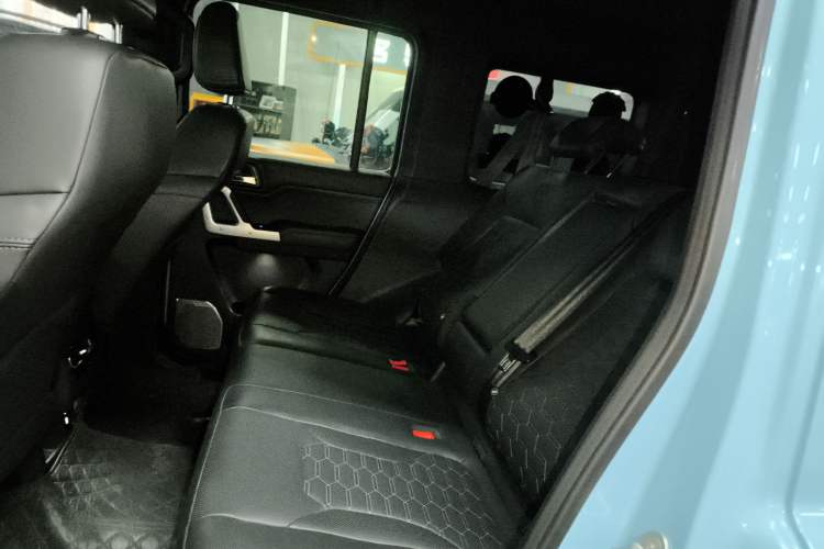 Used 212 T01 2025 2.0T Changfeng
