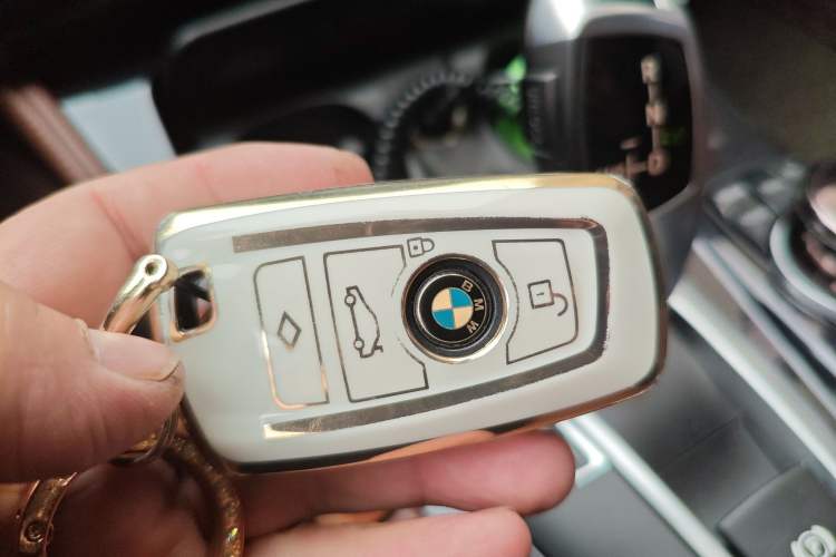 Used BMW 5 Series 2014 520Li Elegant Model