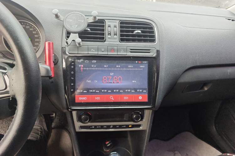 Used Volkswagen Polo 2014 1.6L Cross Polo Automatic