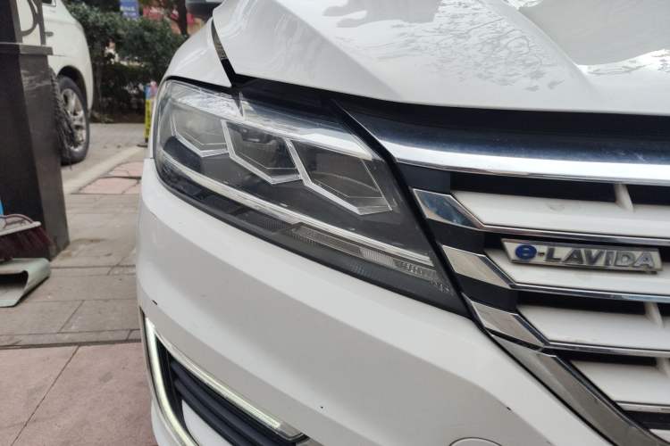 Used Volkswagen Lavida Pure Electric 2019 Enjoyment Edition Right Front Headlight