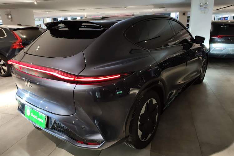 Used IM LS7 2023 100kWh Lux Rear-Drive Version