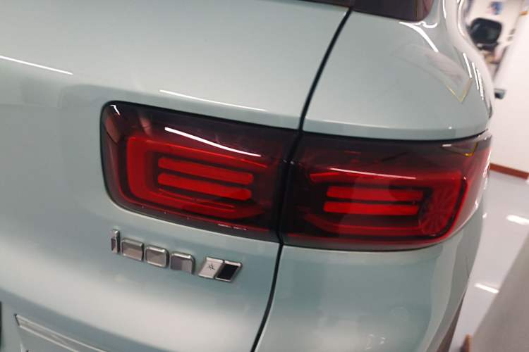 Used Geely Auto icon 2023 1.5TD Chocolate Smoothie Edition
