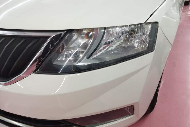 Used Skoda Rapid Spaceback 2019 1.5L Automatic Comfort Edition