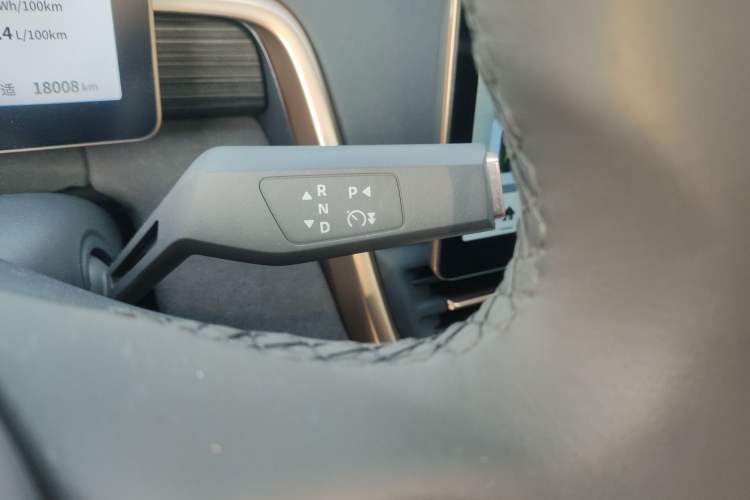 Used Dongfeng eπ eπ008 2024 210Max Range-Extended Version 6 Seats
