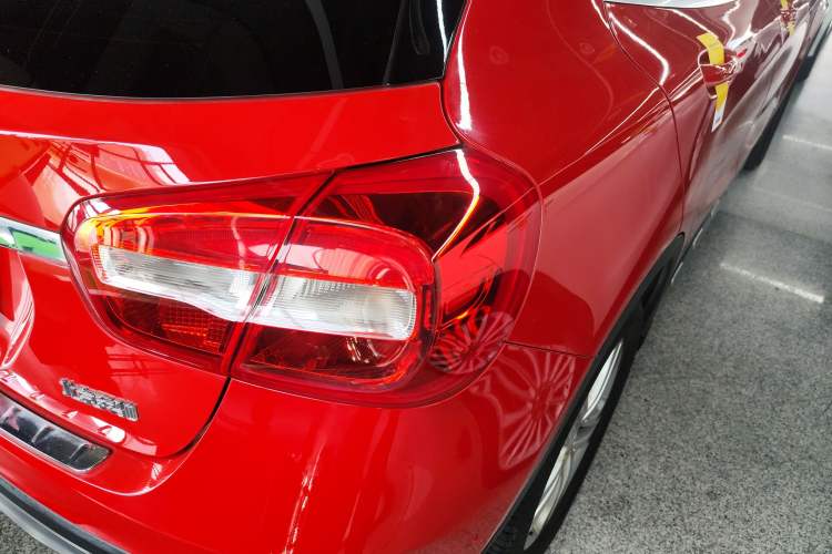 Used Mercedes-Benz GLA 2016 GLA 200 Fashion Model Exterior 3