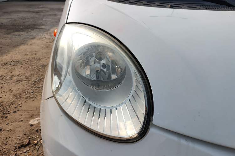 Used Chery QQ 2013 1.0L Manual Happy Edition