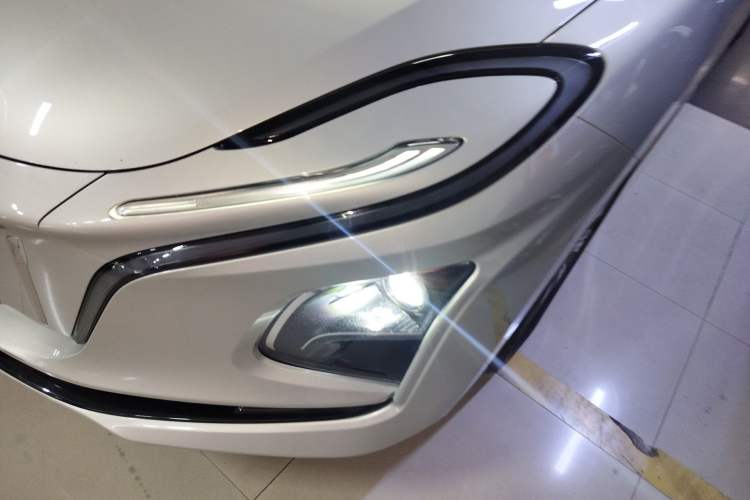 Used Hongqi E-QM5 2024 610 km PLUS