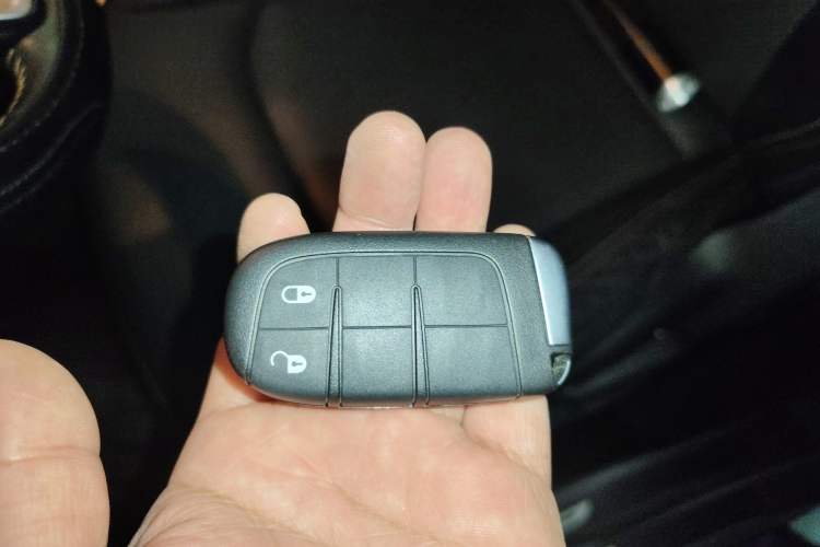 Used Jeep Compass 2017 200T Automatic Family Edition
