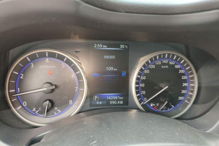 Used Infiniti Q50L 2015 2.0T Enjoyment Edition Instrument Cluster