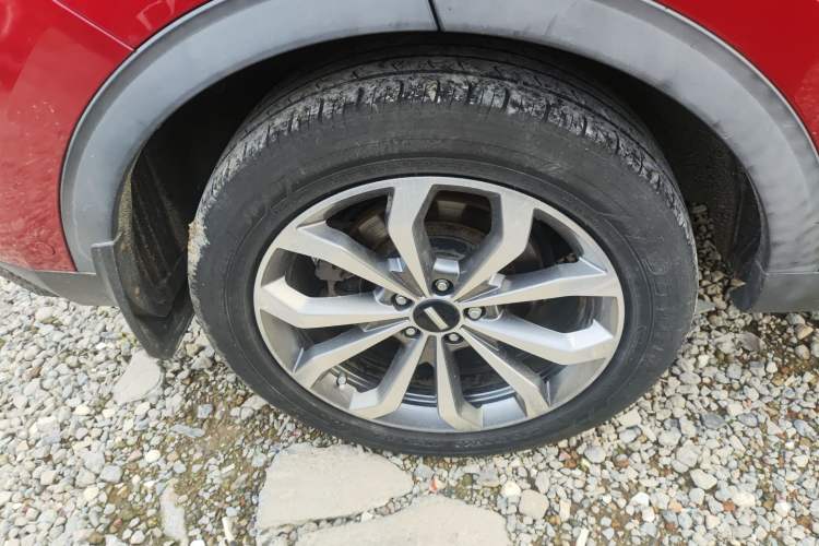 Used Wey VV6 2018 2.0T Two-Wheel Drive Flagship Version China V Standard
