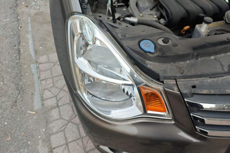 Used Nissan Sylphy 2018 Classic 1.6XE+ CVT Leading Edition Right Front Headlight