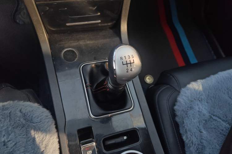 Used Yema T70 2016 Upgraded Model 1.5T Manual Leading Version