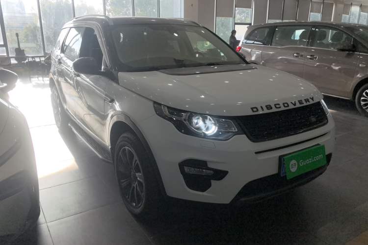 Used Land Rover Discovery Sport 2019 240 PS SE Version China VI Standard