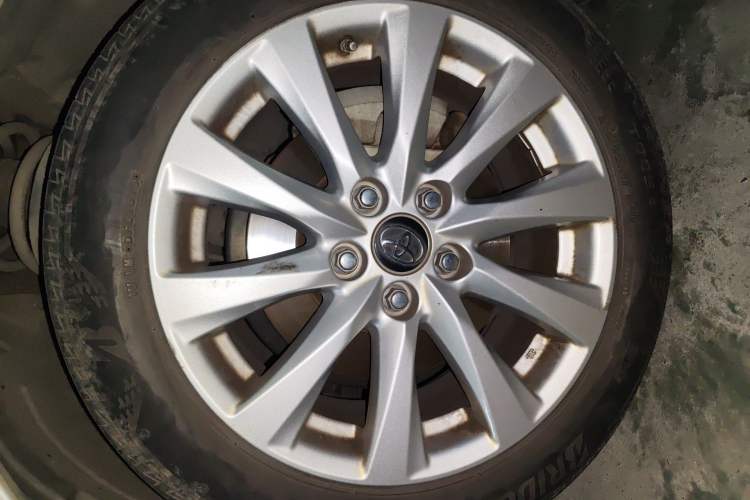 Used Toyota Camry 2018 2.0G Luxury Edition Right Front Wheel Hub