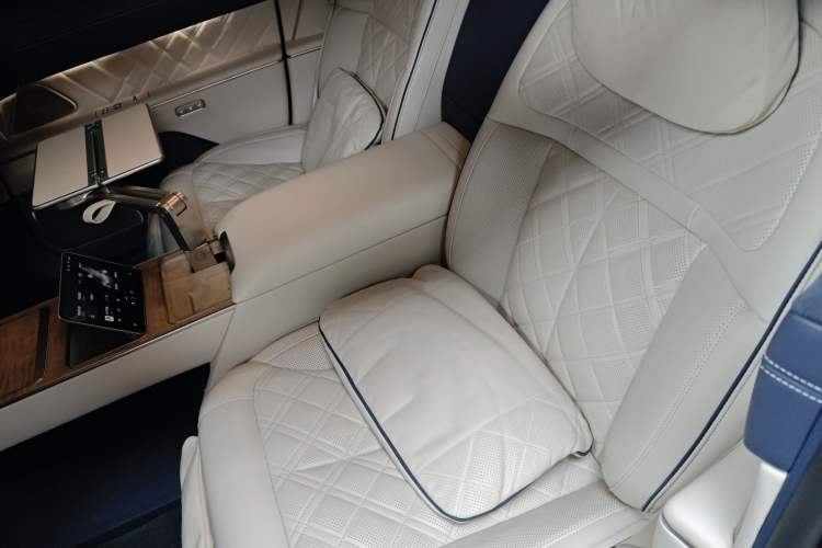 Used Nio ET9 2025 100kWh Signature Edition Left Rear Seat