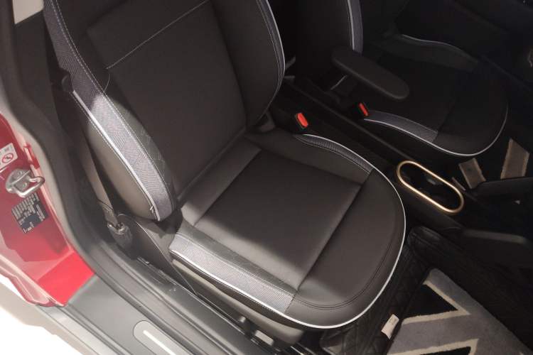 Used MINI Electric COOPER 2024 456km COOPER E Classic Edition Right Front Seat