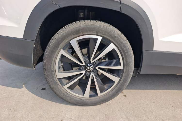 Used Volkswagen Tharu 2021 280TSI Two-Wheel-Drive Luxury Edition
