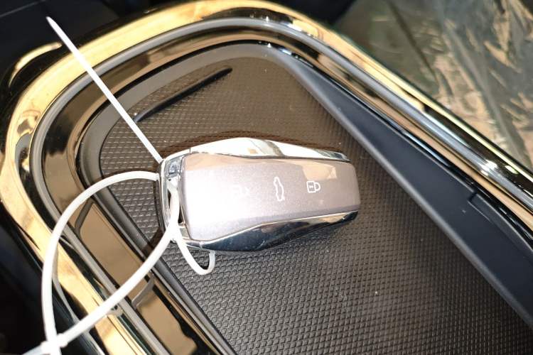 Used JAC Yiwei 3 2024 Zhi'ai Edition 330km Lite