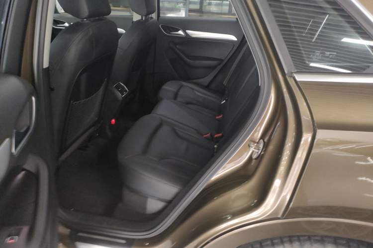Used Audi Q3 2017 30 TFSI Fashion Model
