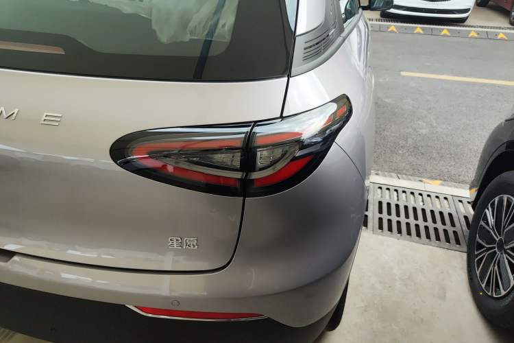 Used Geely Galaxy Geome 2026 Model 310km Youth Edition Exterior 3