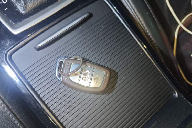 Used Hyundai Mistra 2016 1.8L Automatic Smart GLS Vehicle Key