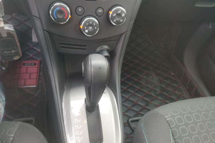 Used Chevrolet Trax 2016 1.4T Automatic Two-Wheel Drive Comfort Version with Sunroof