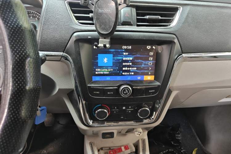 Used Jinbei New Hiace X30L 2021 1.5L Business Van Non-Air-Conditioned Version China VI Standard SWC15M