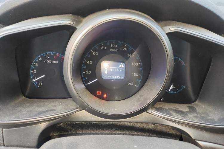 Used Oshan CX70 2017 CX70T 1.5T Manual High-Performance Edition