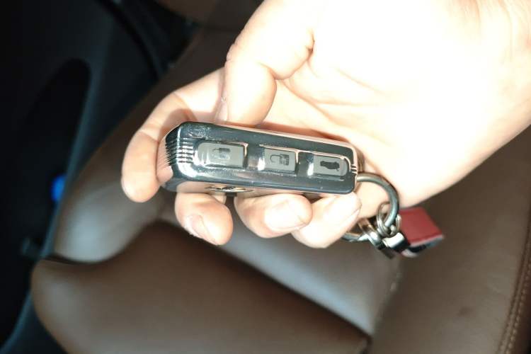 Used Volvo XC60 2023 B5 4x4 Smart Luxury Edition Vehicle Key