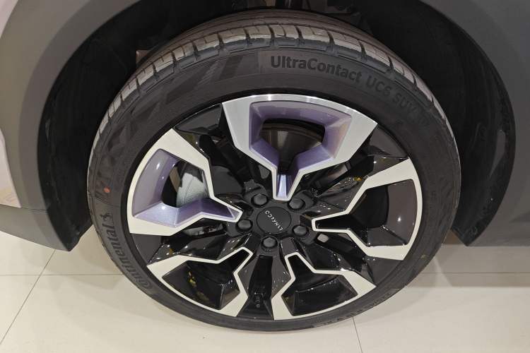 Used Lynk & Co 06 EM-P 2023 EM-P 126 Long-Range Halo