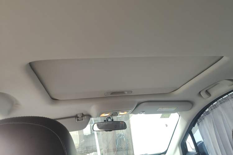 Used Haima V70 2016 1.5T Automatic Comfort Plus 7-Seater