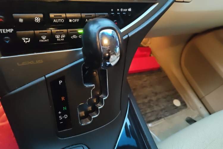 Used Lexus RX Classic 2012 270 Elegant Edition
