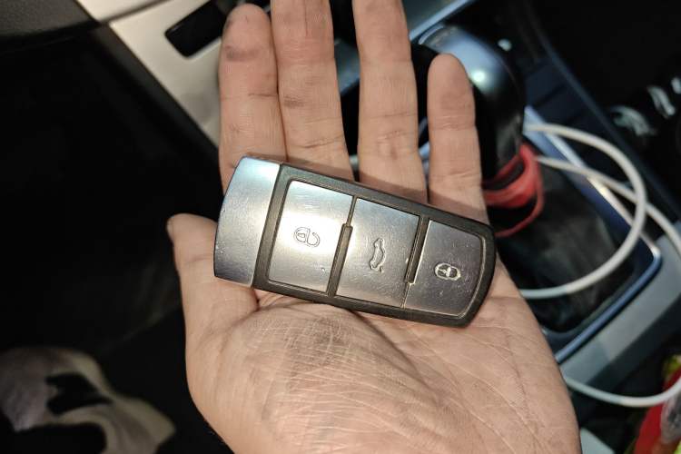 Used Volkswagen Magotan 2015 Facelift 1.8TSI Luxury Model
